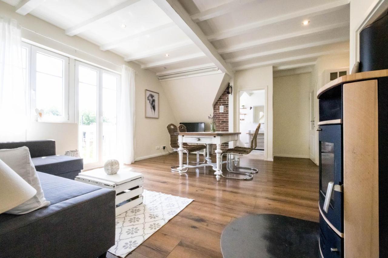 Romantik-Home Nordelsass - Ferienwohnung Fuer Selbstversorger Oberhoffen-les-Wissembourg エクステリア 写真