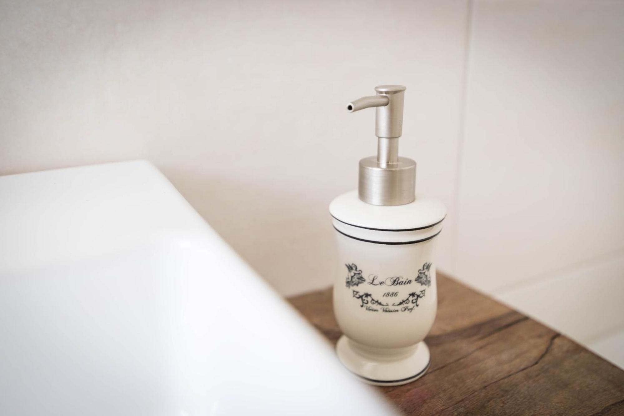 Romantik-Home Nordelsass - Ferienwohnung Fuer Selbstversorger Oberhoffen-les-Wissembourg エクステリア 写真